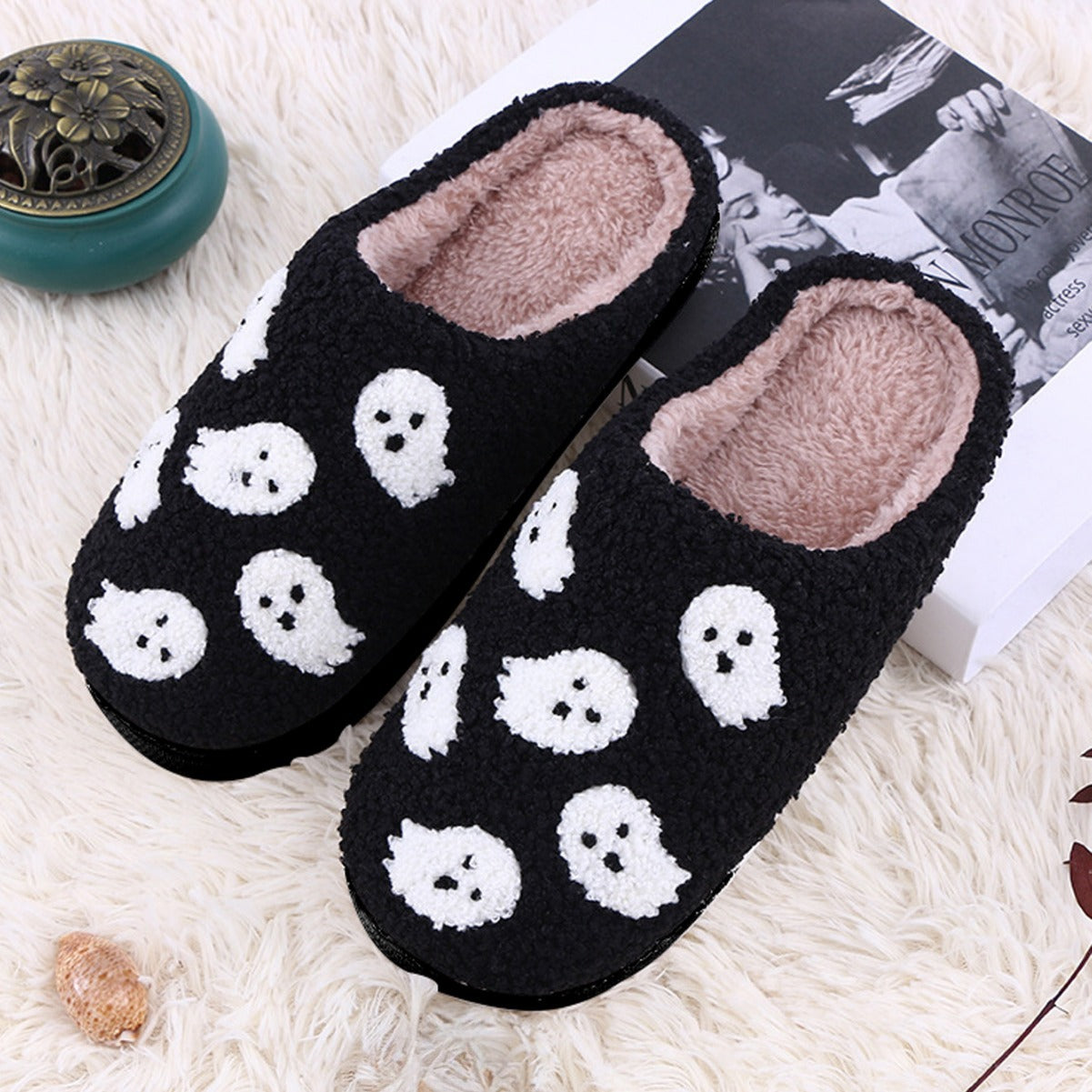 Fofinha - spooky slippers